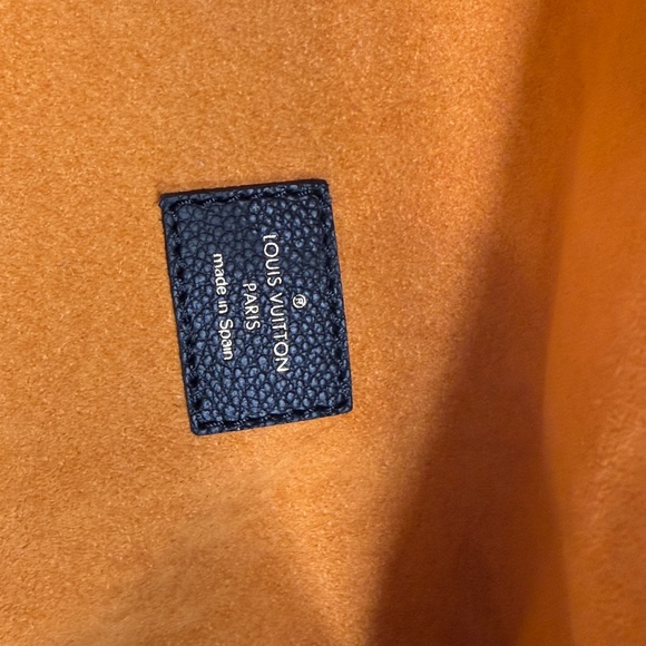 NEW Discontinued Louis Vuitton Bumbag / Waist Bag Monogram Empreinte Noir Black - Picture 10 of 13